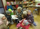 Bibliotekę odwiedziły dzieci_2